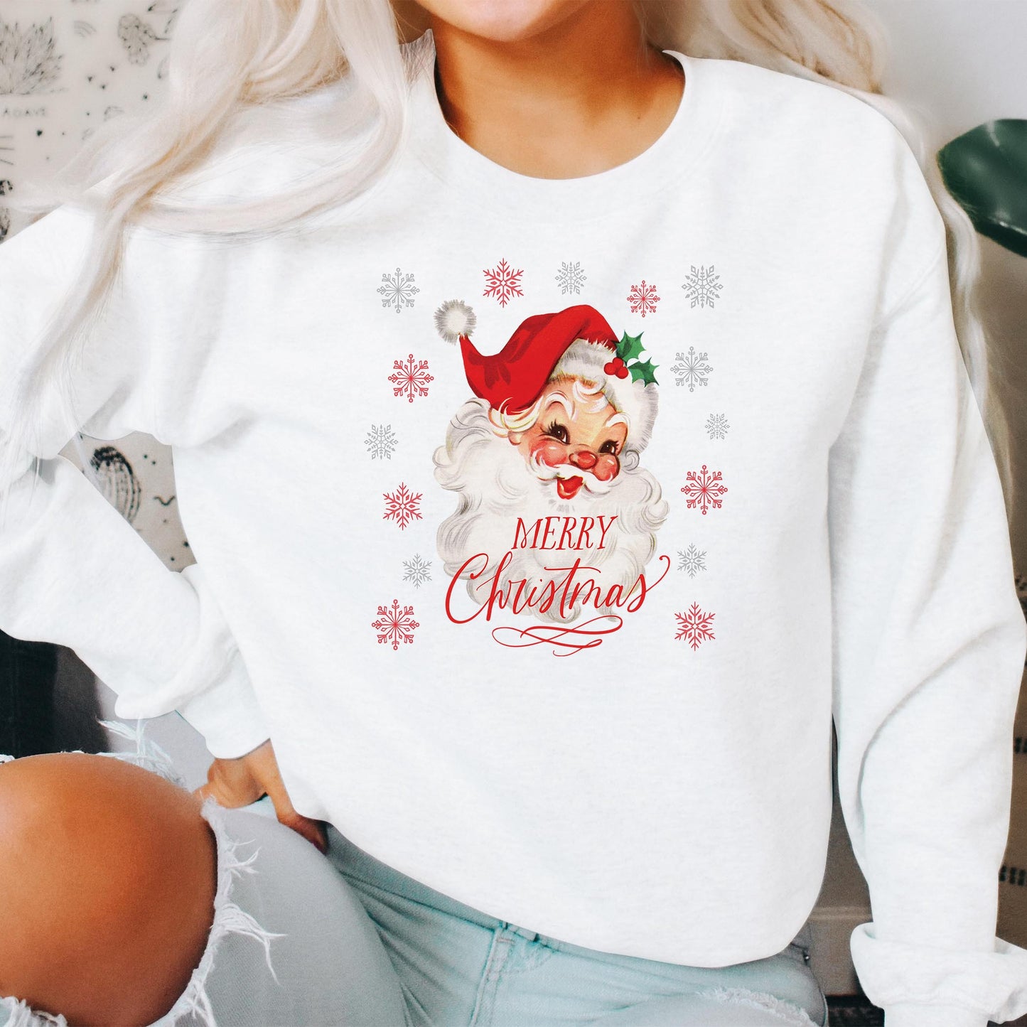 Gildan Sweatshirt White-Classic Santa