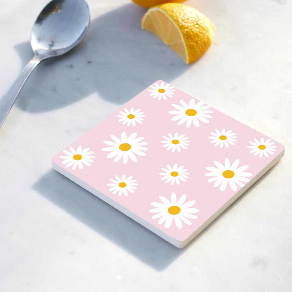 Light Pink Daisy Pattern