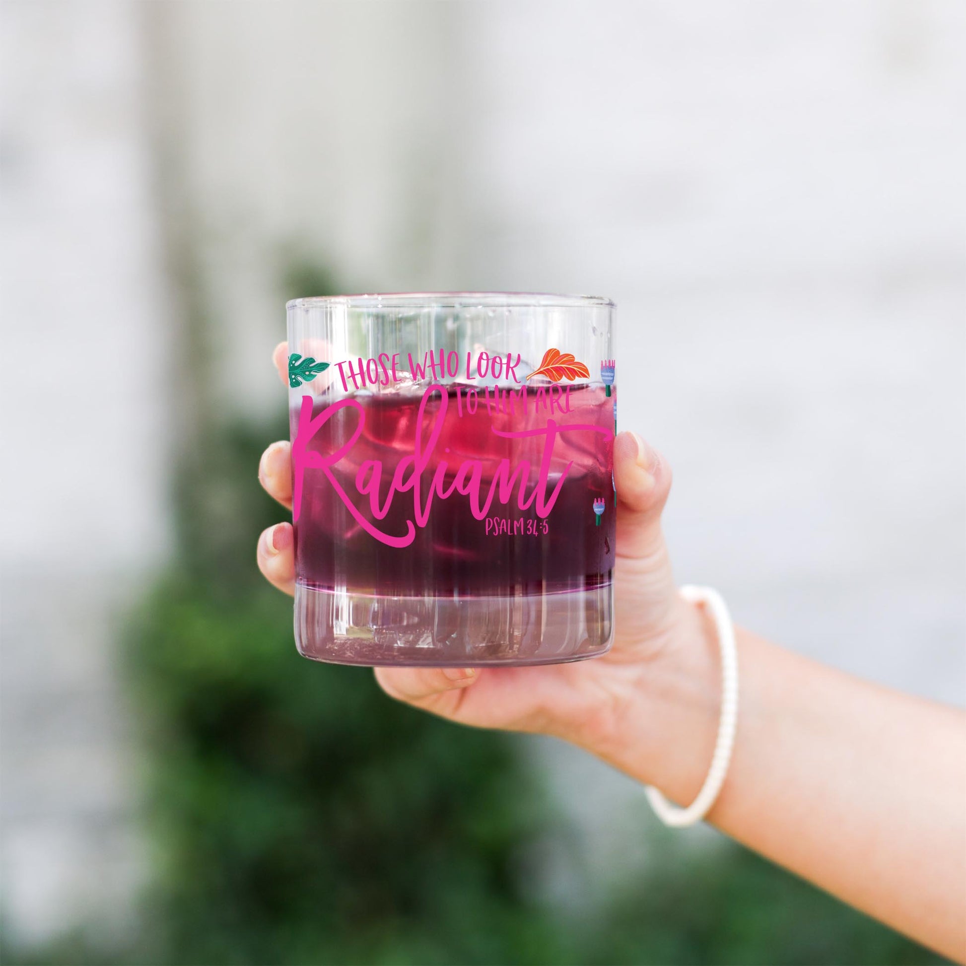 11oz Bourbon Glass-Radiant Hope Those Who Look To Him -3