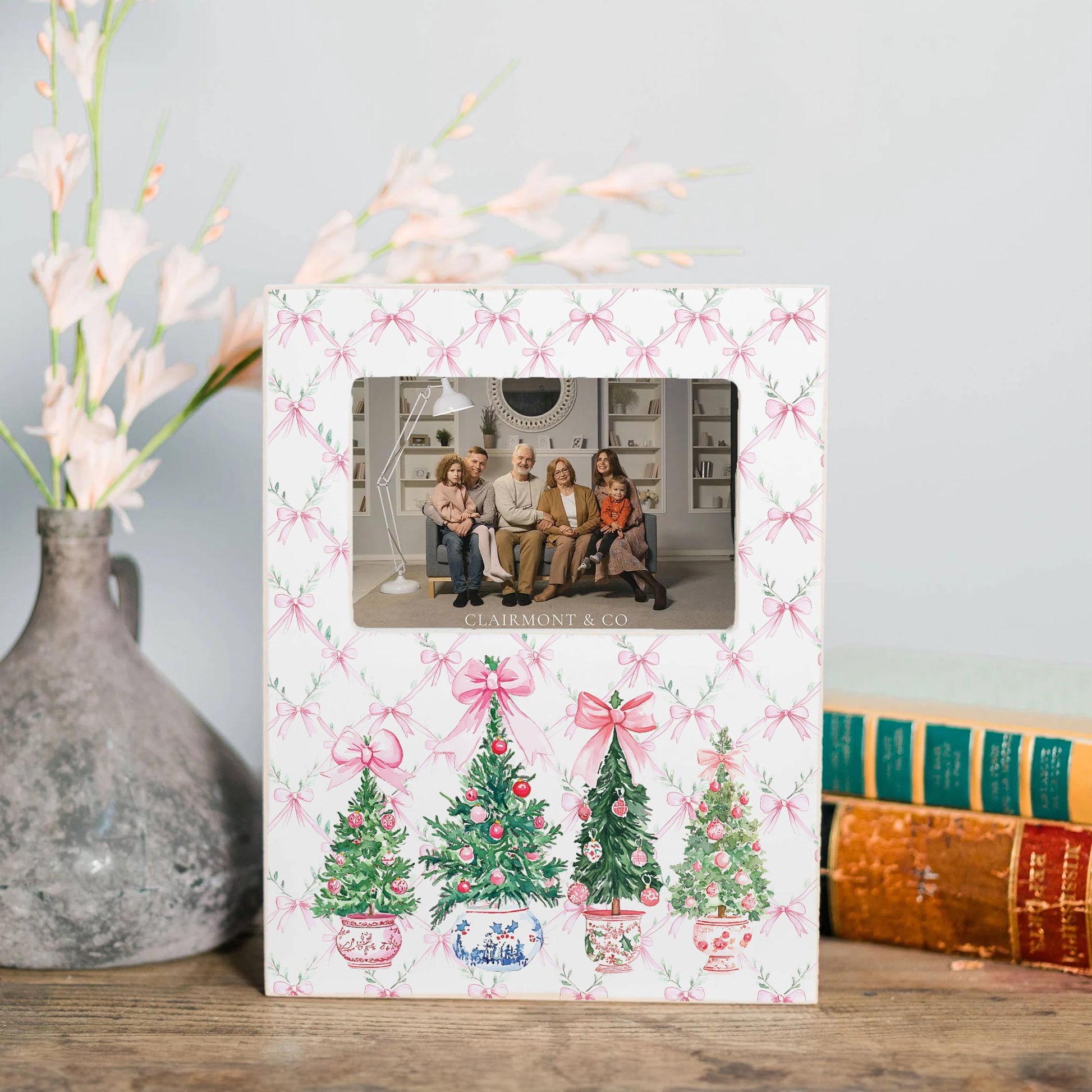 Lily Frame Vertical-Blush & Baubles - A Grand Millennial Christmas -1