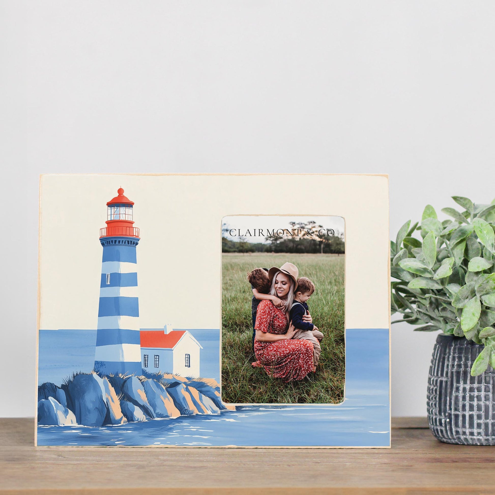 Lily Frame Horizontal-New England Tides Lighthouse -2