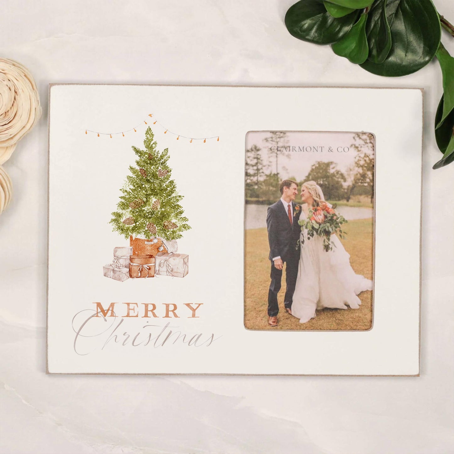 Lily Frame - Cottage Tree Merry Christmas