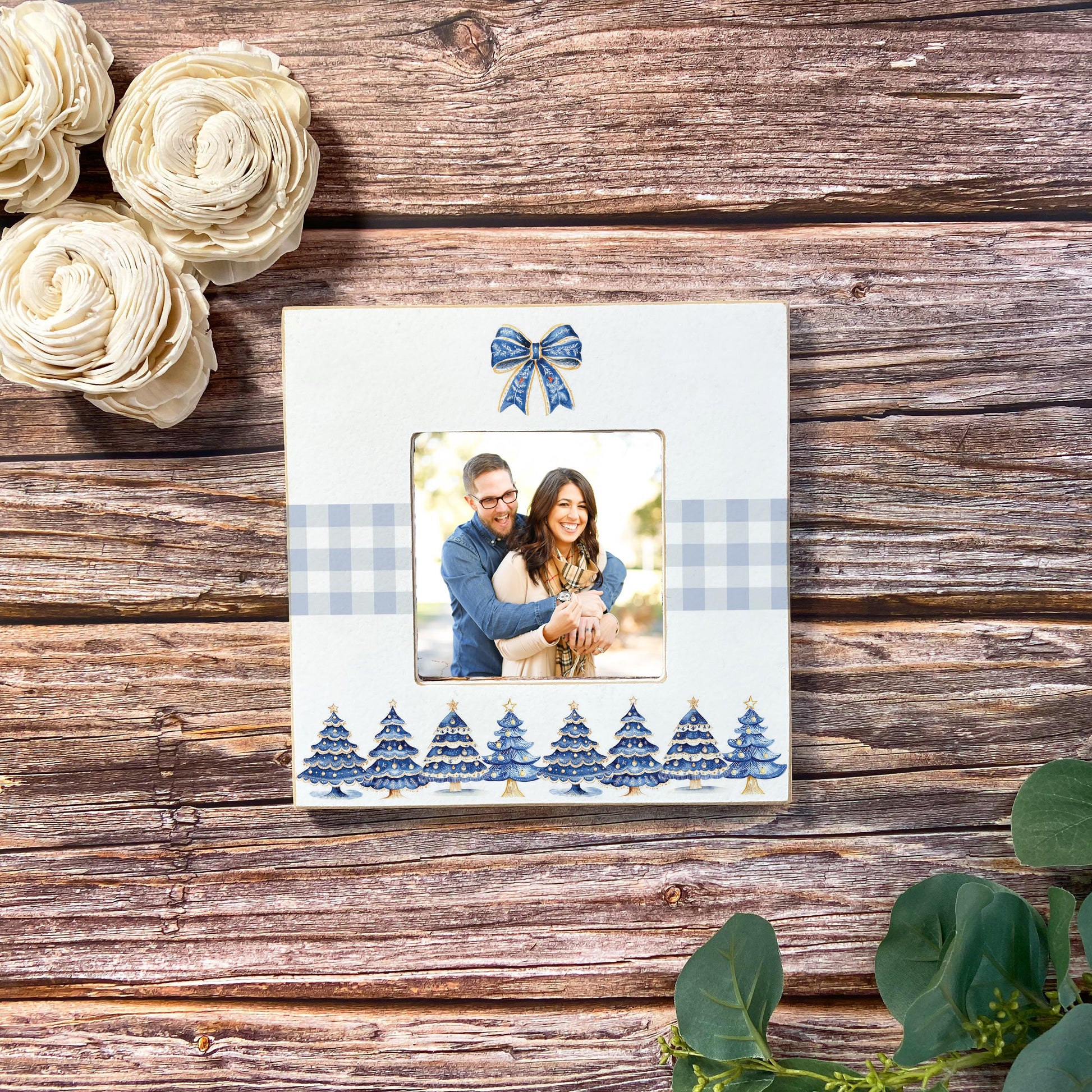 Simply Square Frame-Blue Noel - A Grand Millennial Christmas -3