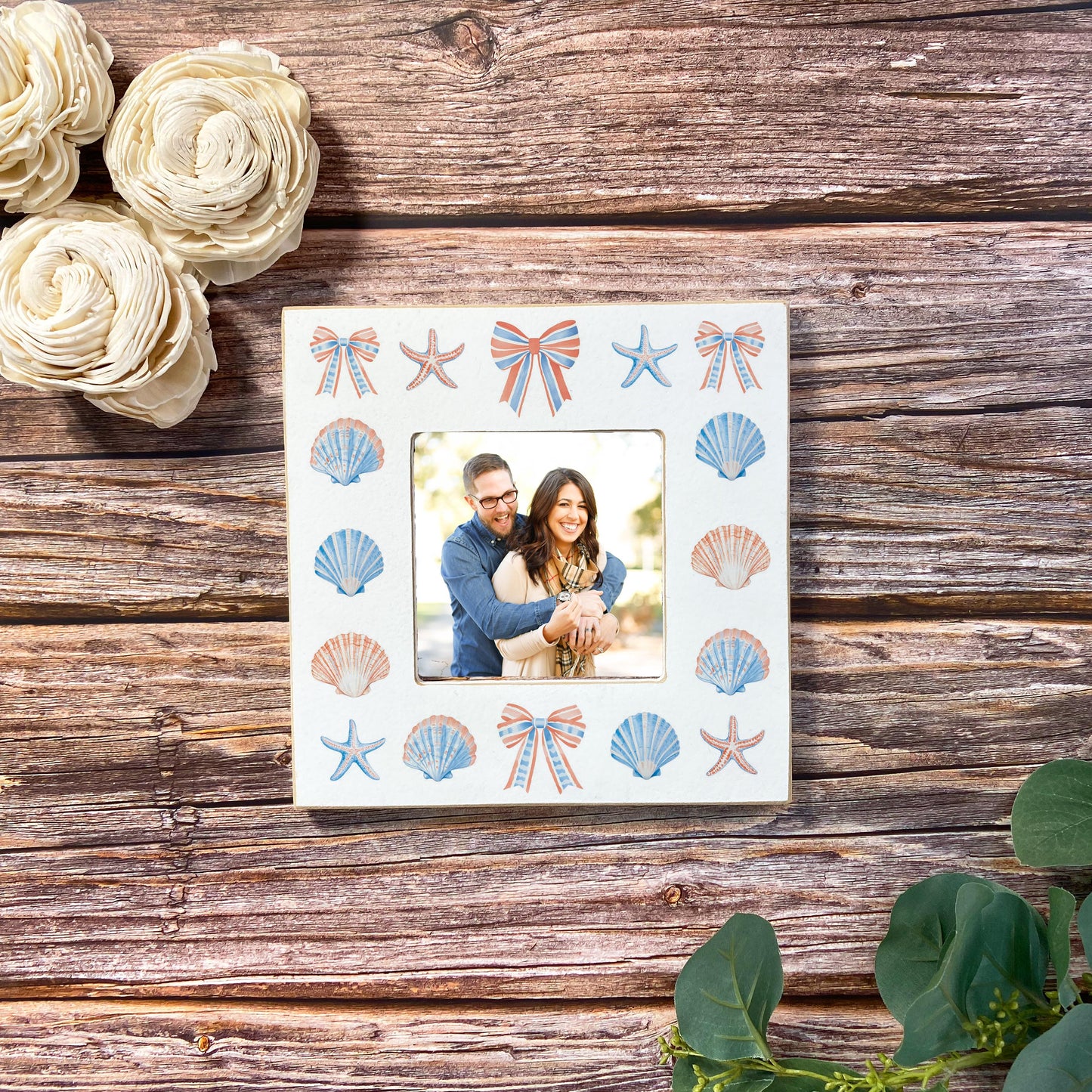 Simply Square Frame-New England Tides Shells & Bows -3