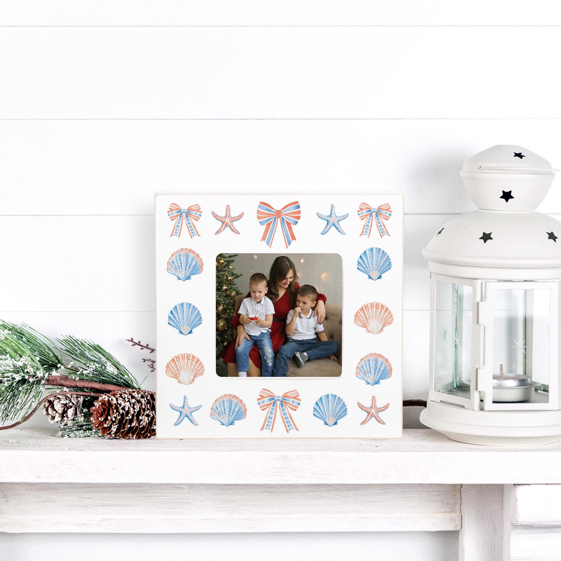 Simply Square Frame-New England Tides Shells & Bows -5