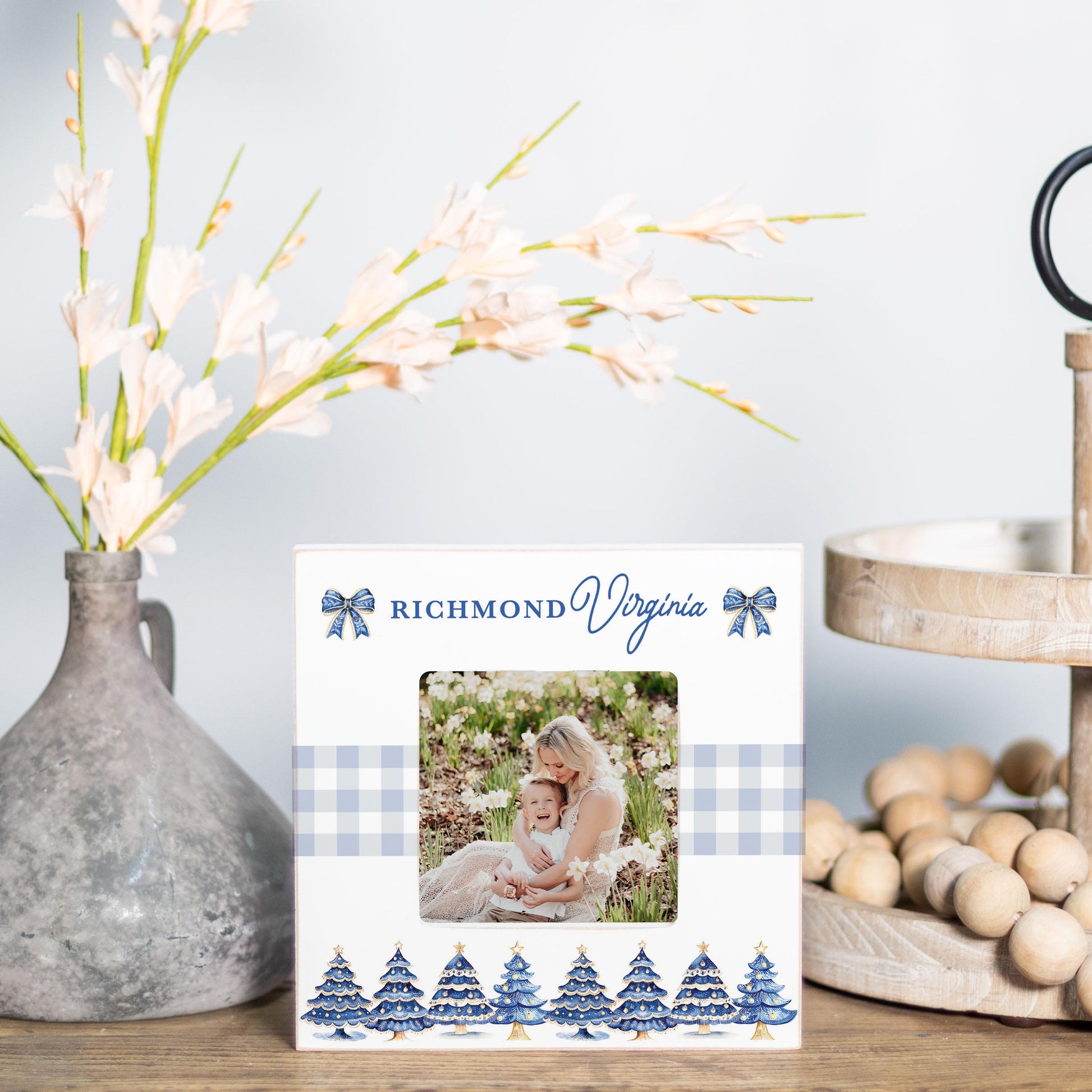 Simply Square Frame-Love+Local Blue Noel - A Grand Millennial Christmas -1