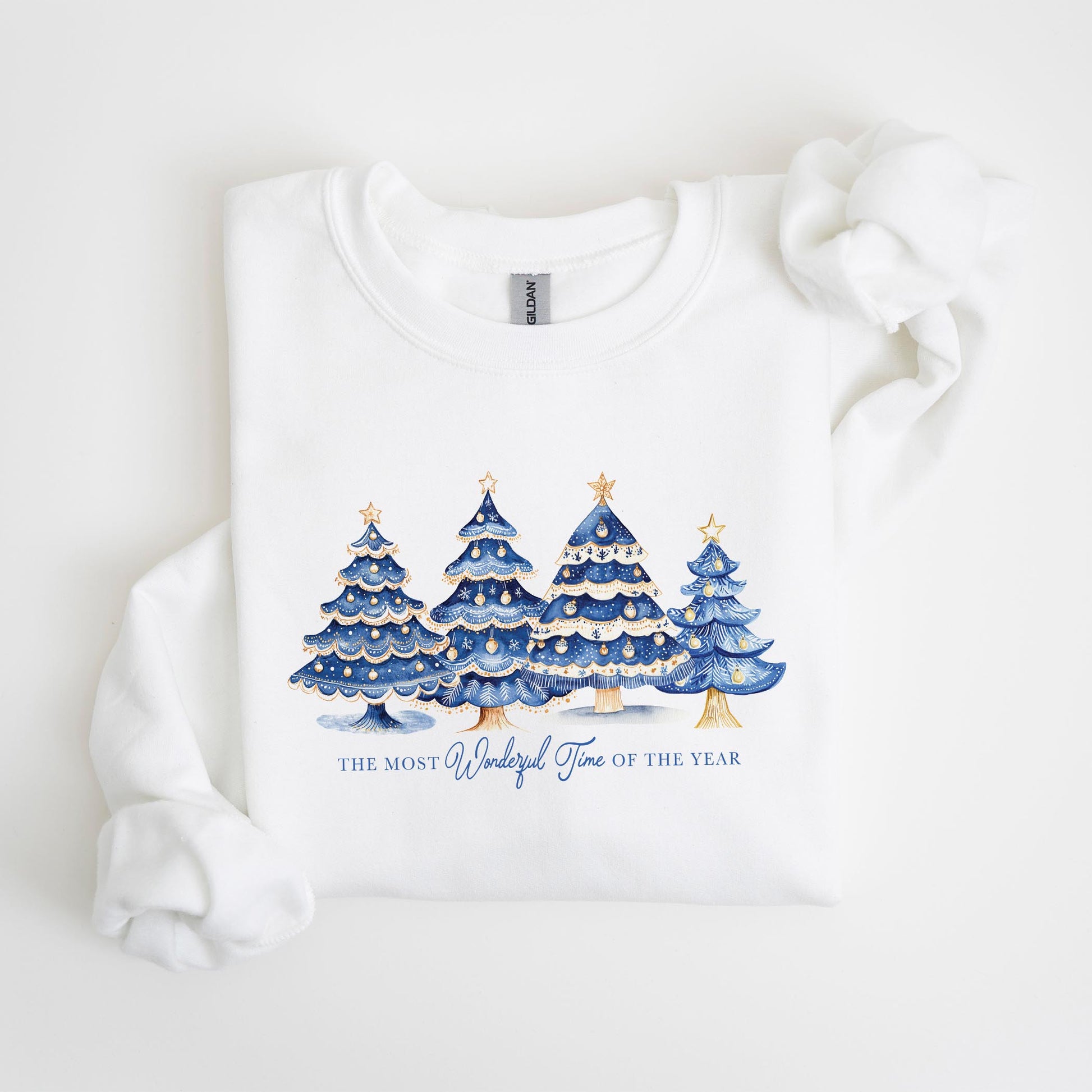 Gildan Sweatshirt White-Blue Noel - A Grand Millennial Christmas -4