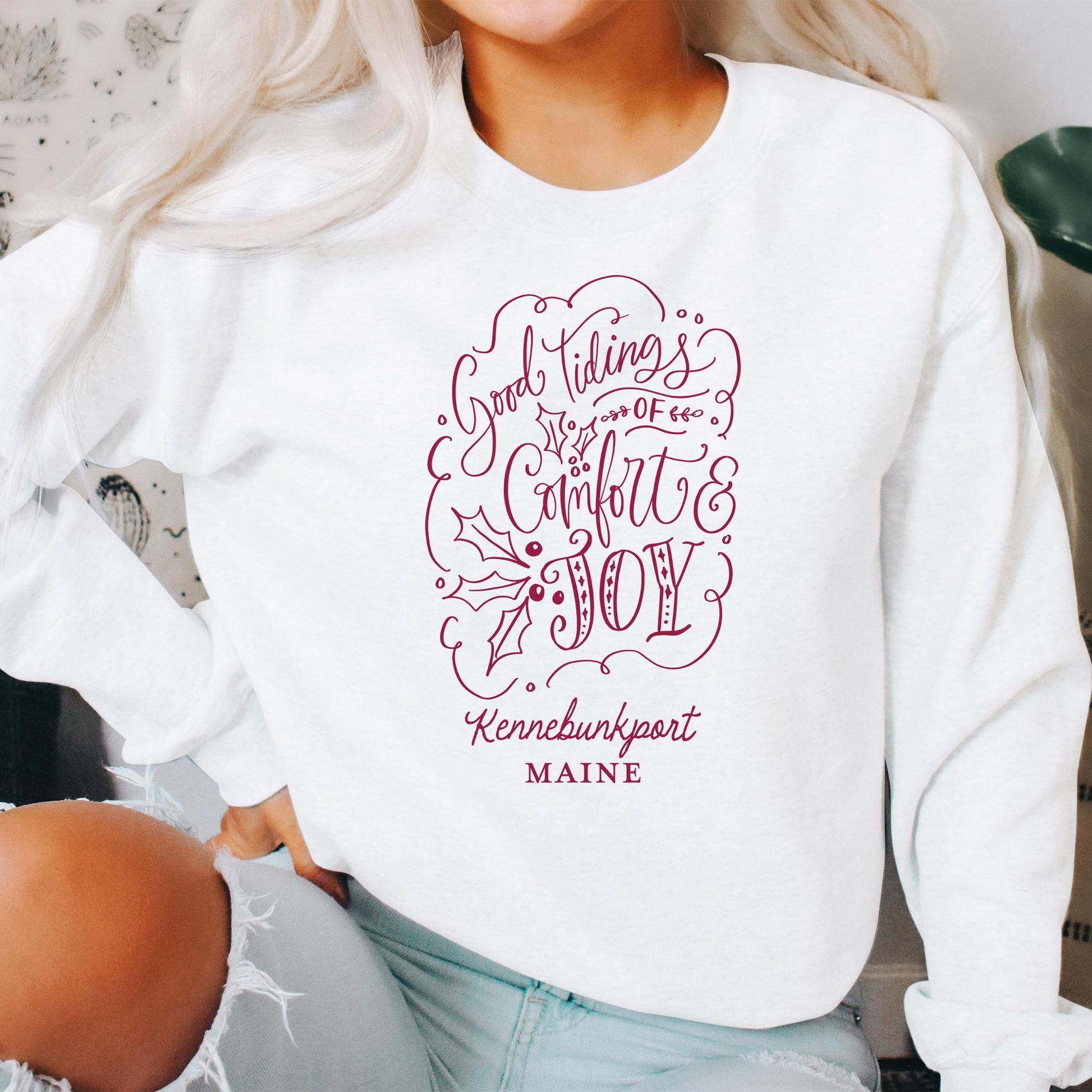 Gildan Sweatshirt White-Love + Local Winterberry -2