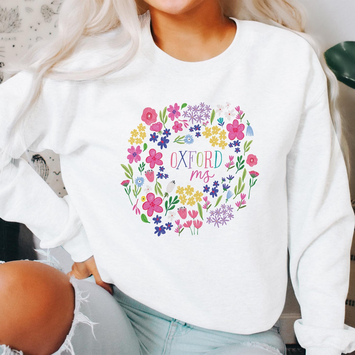 Gildan Sweatshirt White-Flower Confetti City & State -2