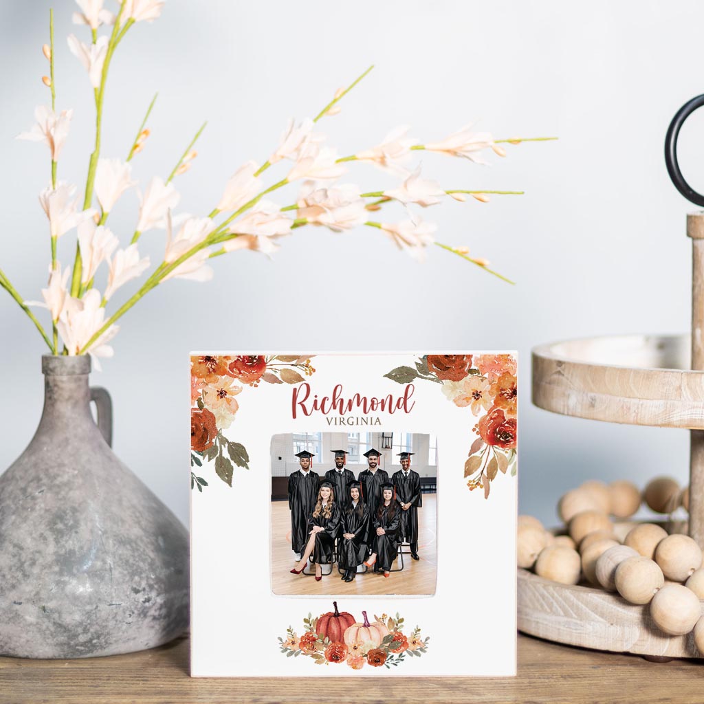 Love+Local 4x4 Picture Frame | Fall & Harvest Pumpkins