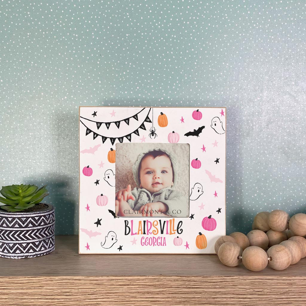 Love+Local 4x4 Picture Frame | Happy Ghost